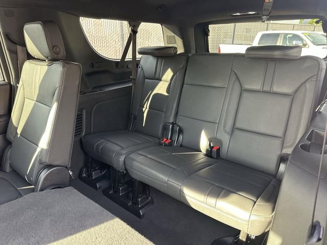 Used 2025 Chevrolet Suburban RST image 43