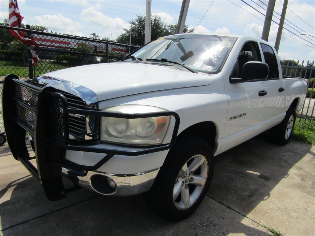 Used 2007 Dodge Ram 1500 Truck SLT AWD/4WD image 1