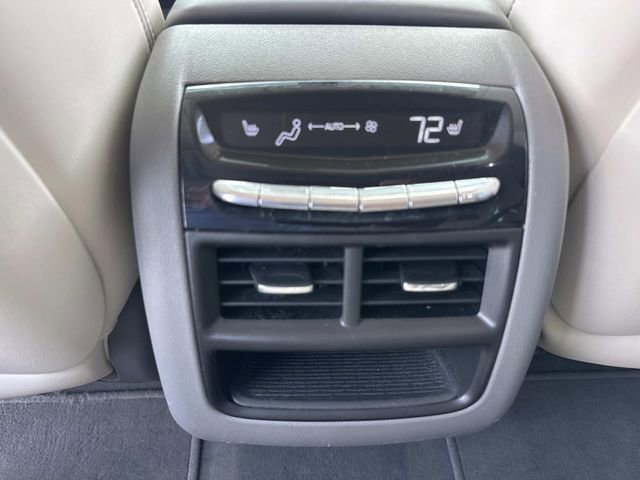 Used 2018 Cadillac XT5 Premium Luxury FWD image 13