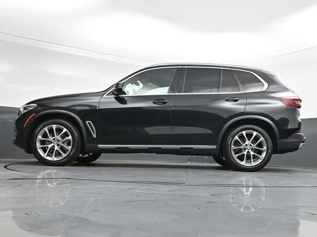 Used 2022 BMW X5 xDrive40i w/ Premium Package AWD/4WD image 33