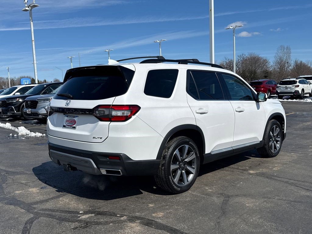 Certified 2023 Honda Pilot Elite image 11