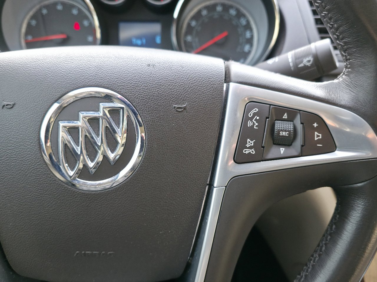 Used 2012 Buick Regal Premium image 33
