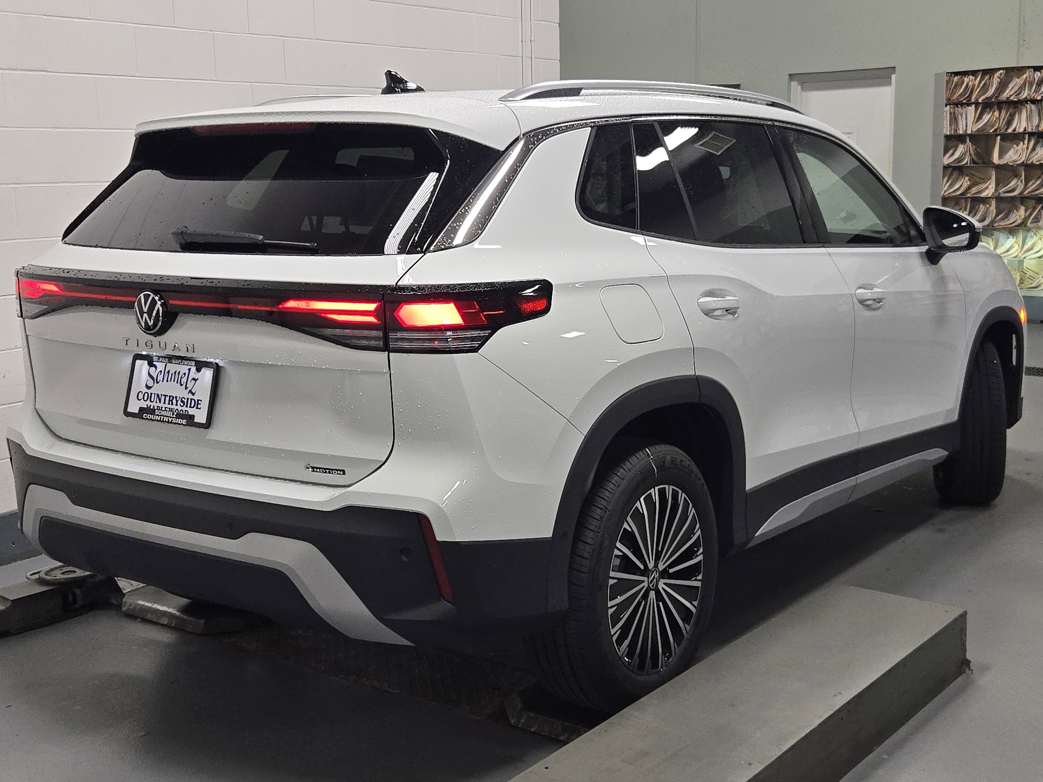 New 2025 Volkswagen Tiguan S image 8
