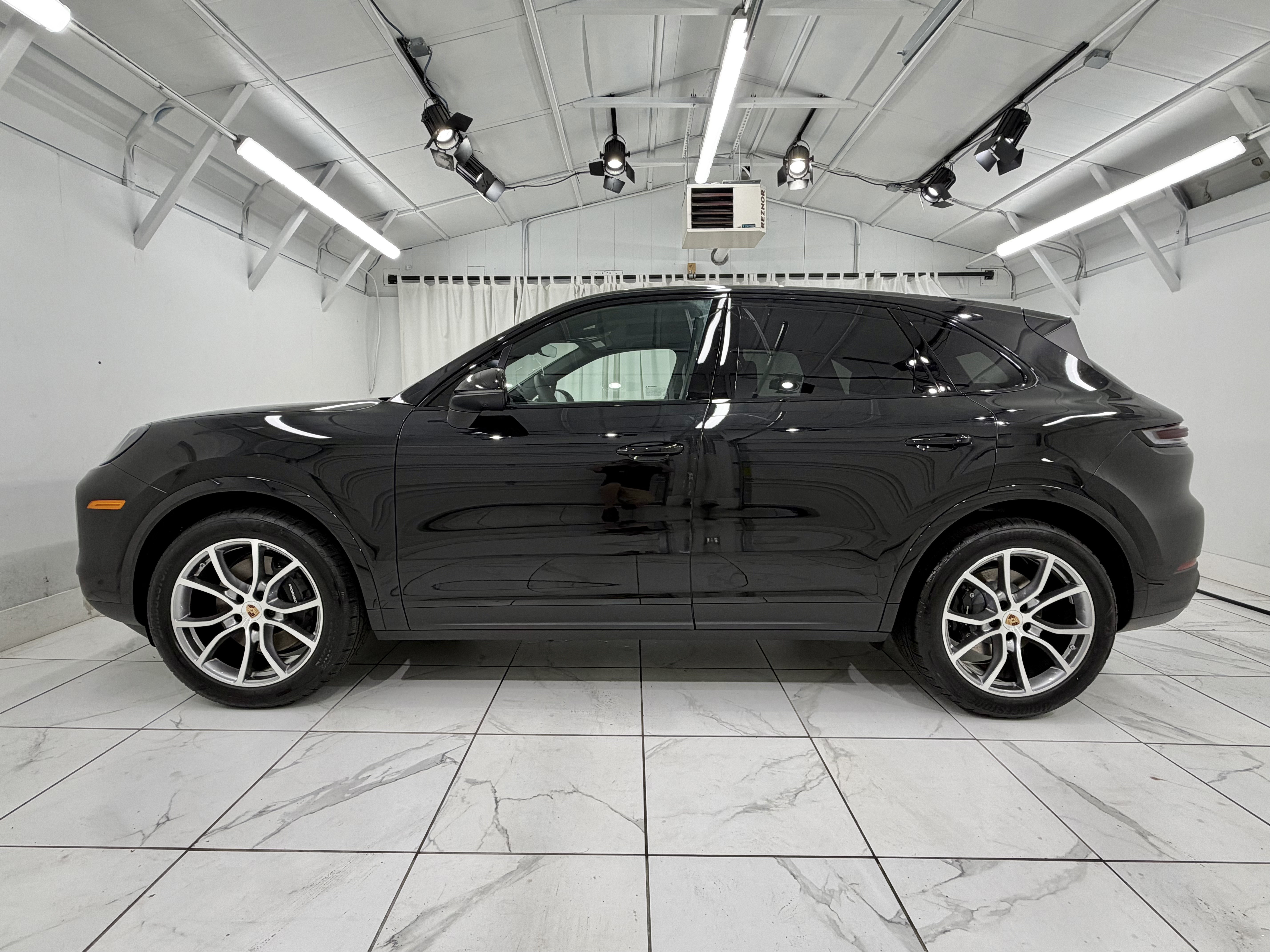 New 2026 Porsche Cayenne AWD/4WD image 2