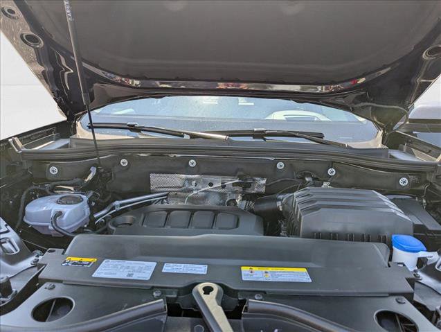 New 2026 Volkswagen Atlas Cross Sport SEL R-Line image 24