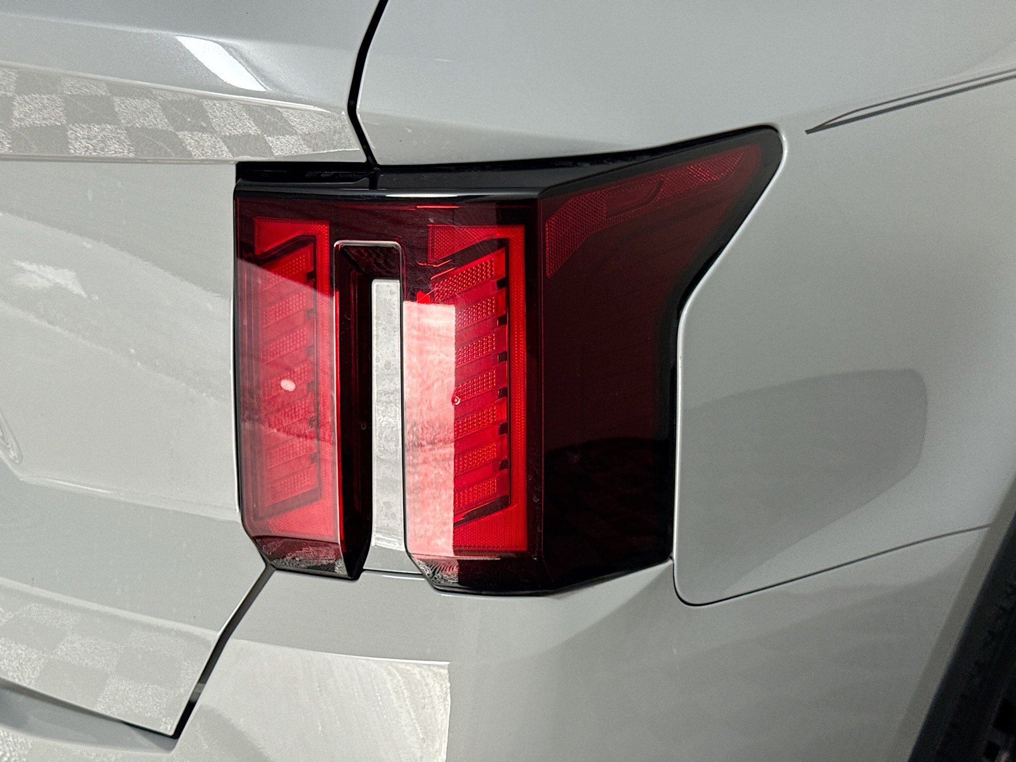 Used 2024 Kia Sorento S image 34