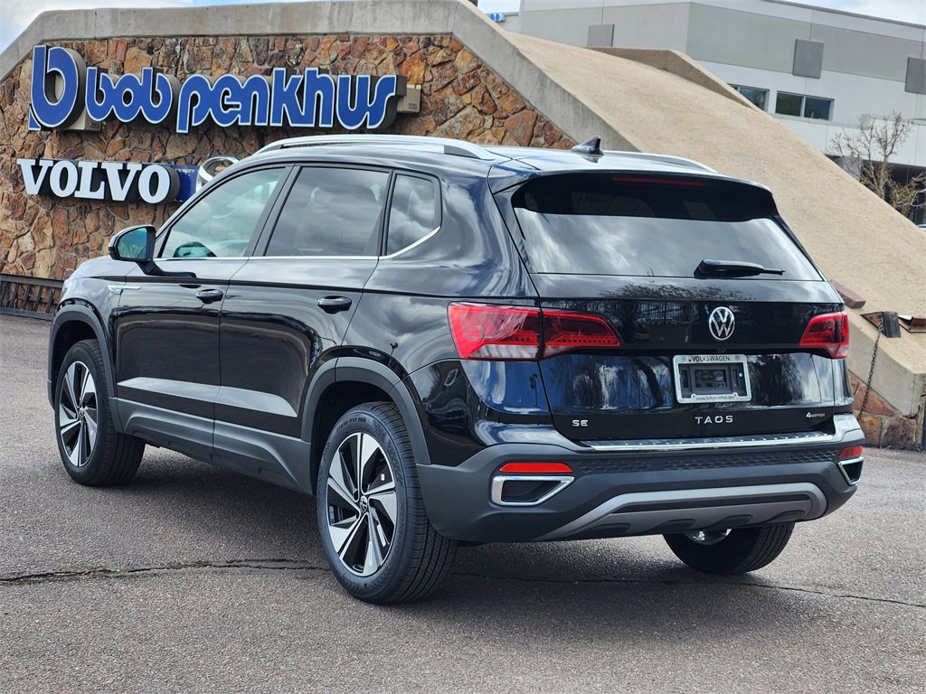 New 2024 Volkswagen Taos SE image 5