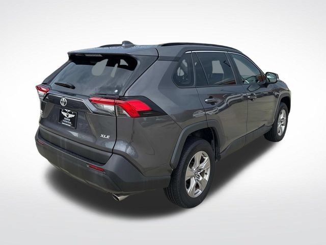 Used 2023 Toyota RAV4 XLE FWD image 9