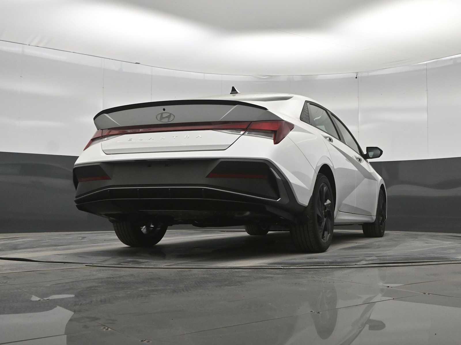 New 2026 Hyundai Elantra Sport FWD image 37