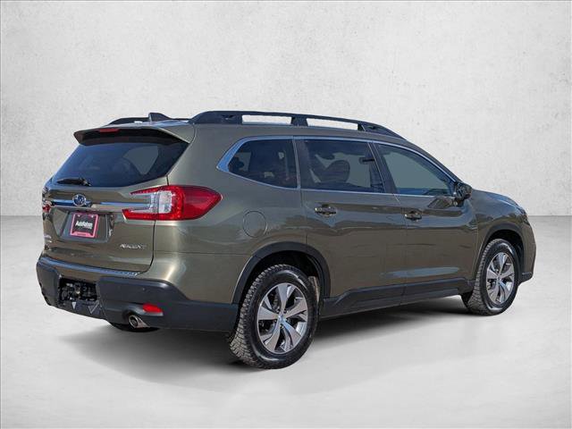 Used 2024 Subaru Ascent Premium w/ Convenience Package image 5