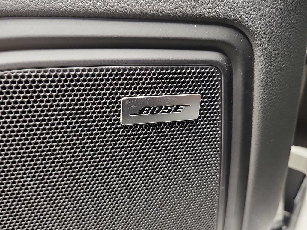 New 2026 Porsche Macan AWD/4WD image 21