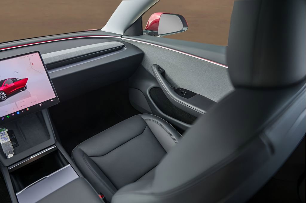 Used 2025 Tesla Model 3 RWD image 25
