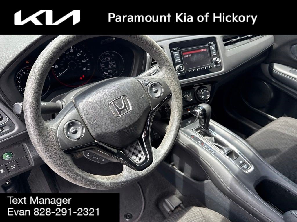 Used 2017 Honda HR-V LX image 20