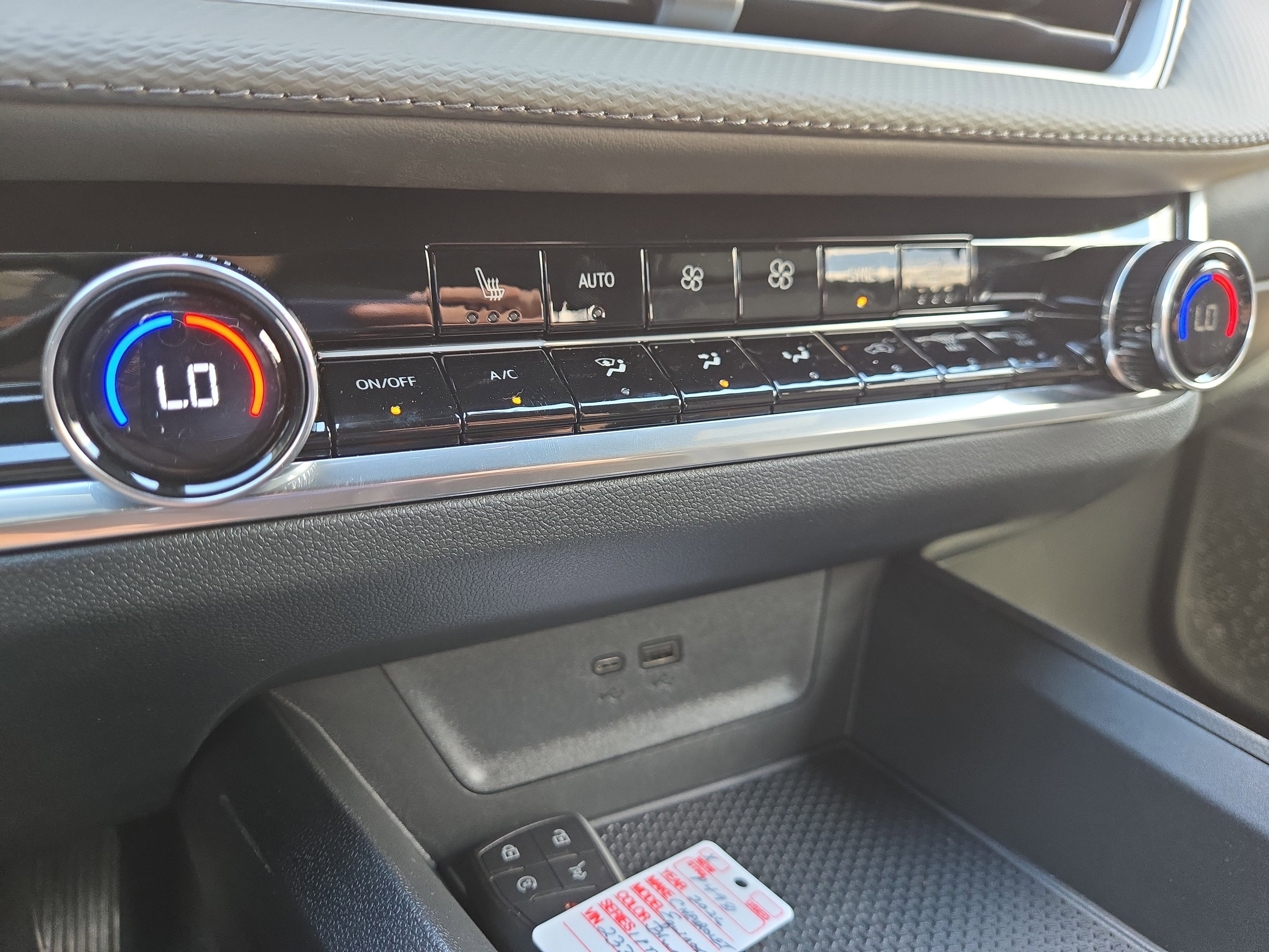 New 2026 Chevrolet Equinox LT w/ Convenience Package II image 28