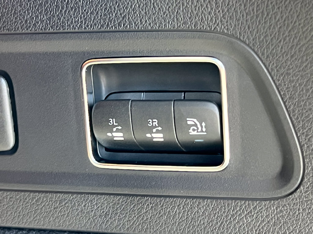 New 2027 Mercedes-Benz GLS 450 4MATIC image 47
