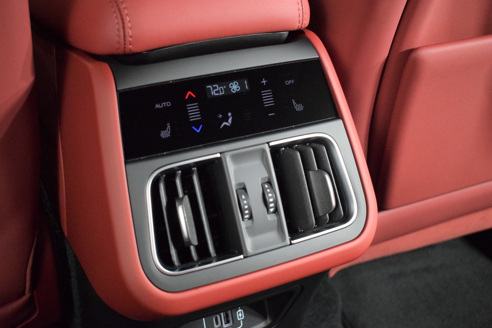 New 2025 Maserati Grecale Folgore image 23