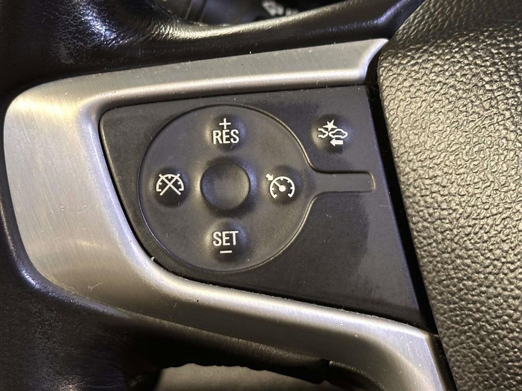 Used 2020 GMC Terrain SLE FWD image 23