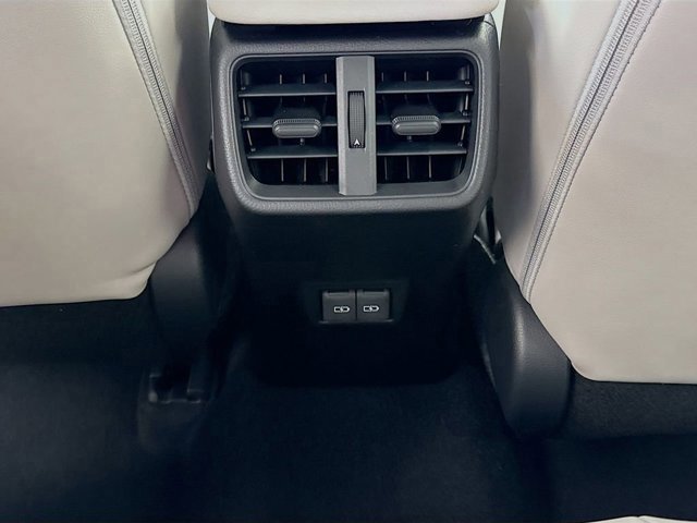 New 2026 Lexus UX 300h FWD image 18