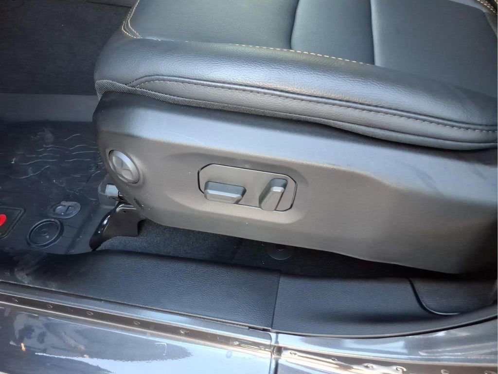 New 2026 Jeep Gladiator Sport image 13