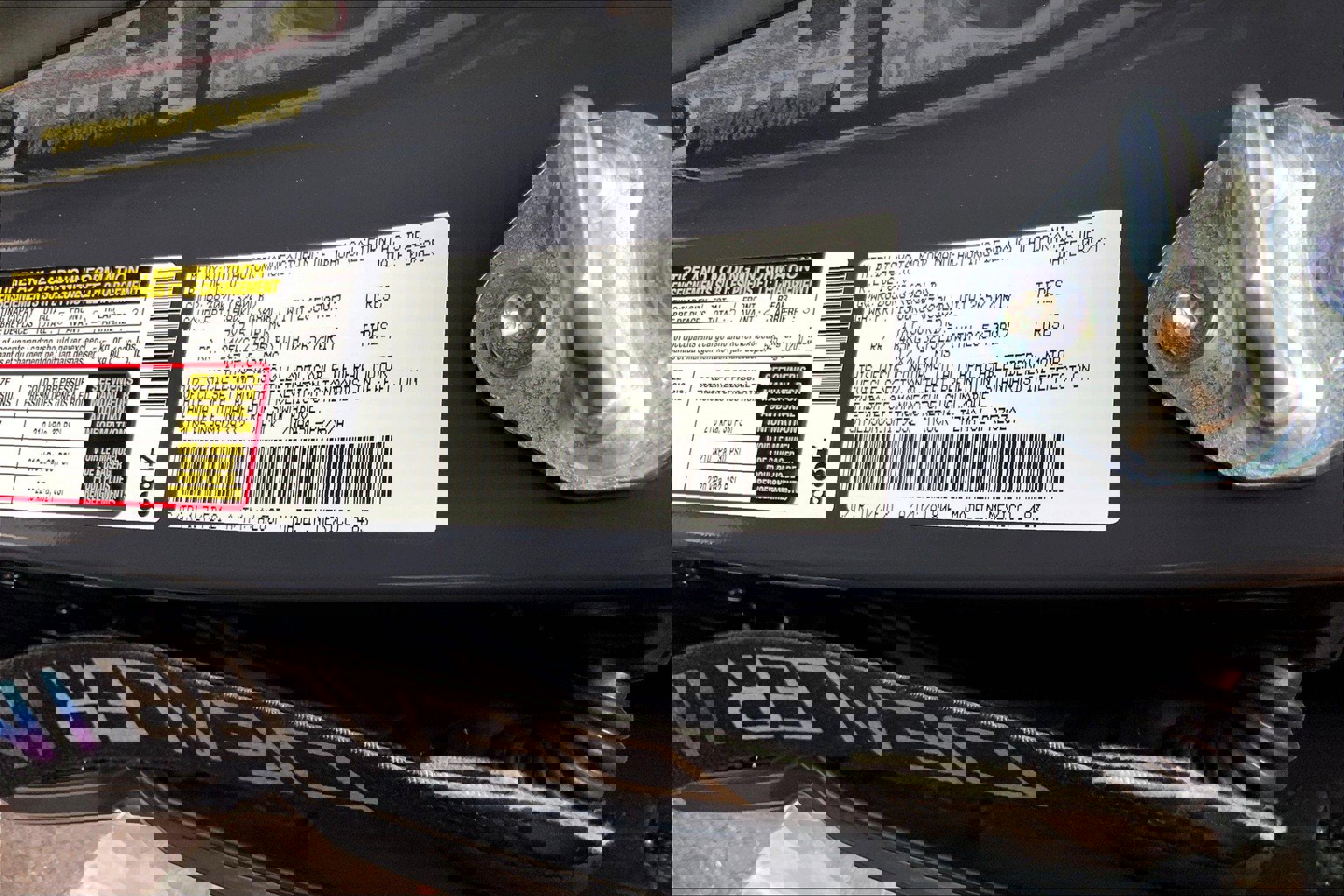 New 2025 Toyota Tacoma TRD Off-Road image 18