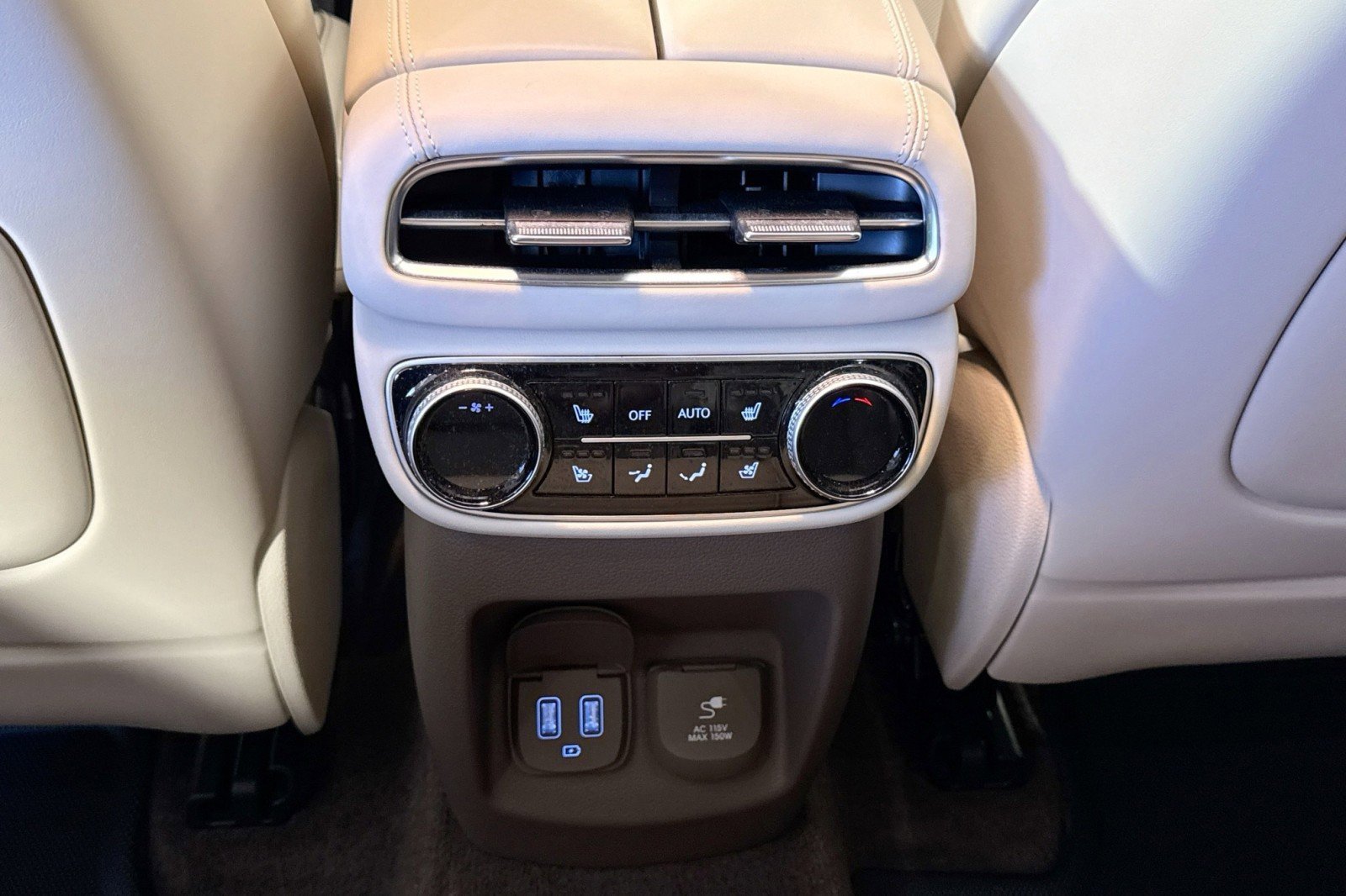 Used 2023 Genesis GV80 3.5T w/ Cargo Package image 25