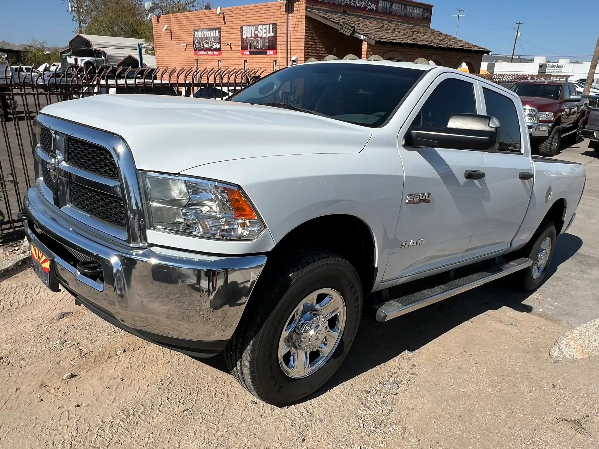Used 2015 RAM 2500 Tradesman w/ Chrome Appearance Group AWD/4WD image 3