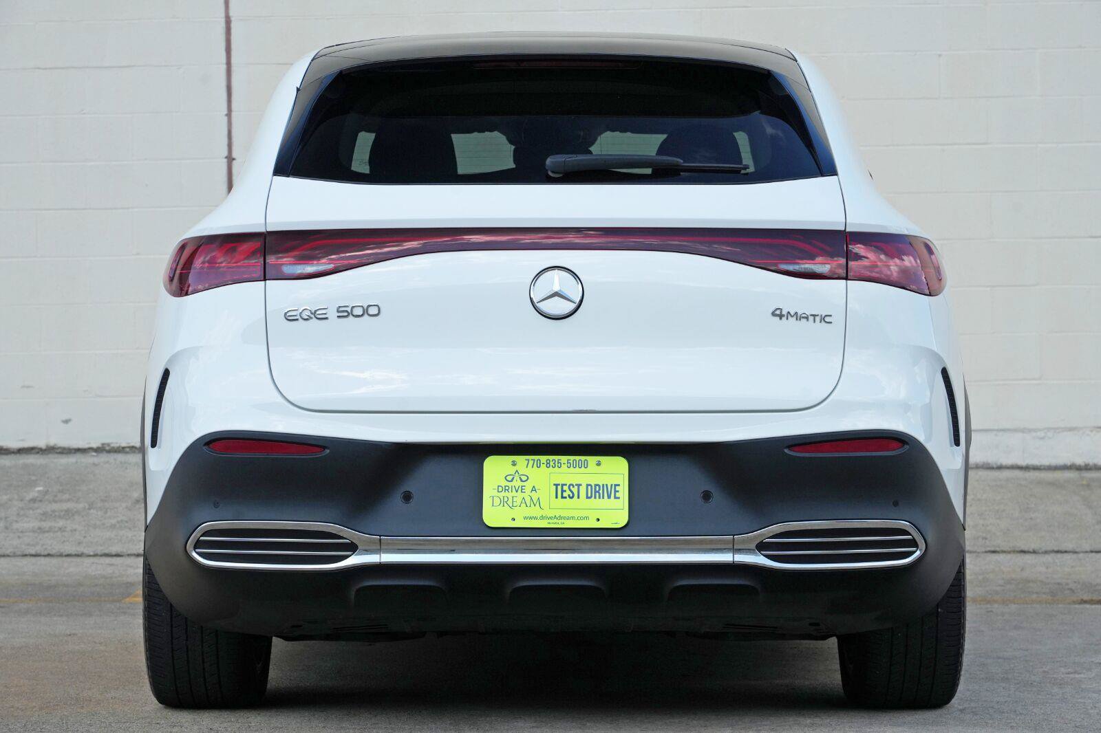 Used 2023 Mercedes-Benz EQE 500 4MATIC SUV w/ Exclusive Trim Package image 10