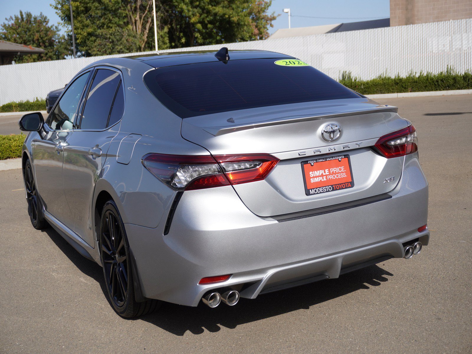 Used 2023 Toyota Camry XSE FWD image 8