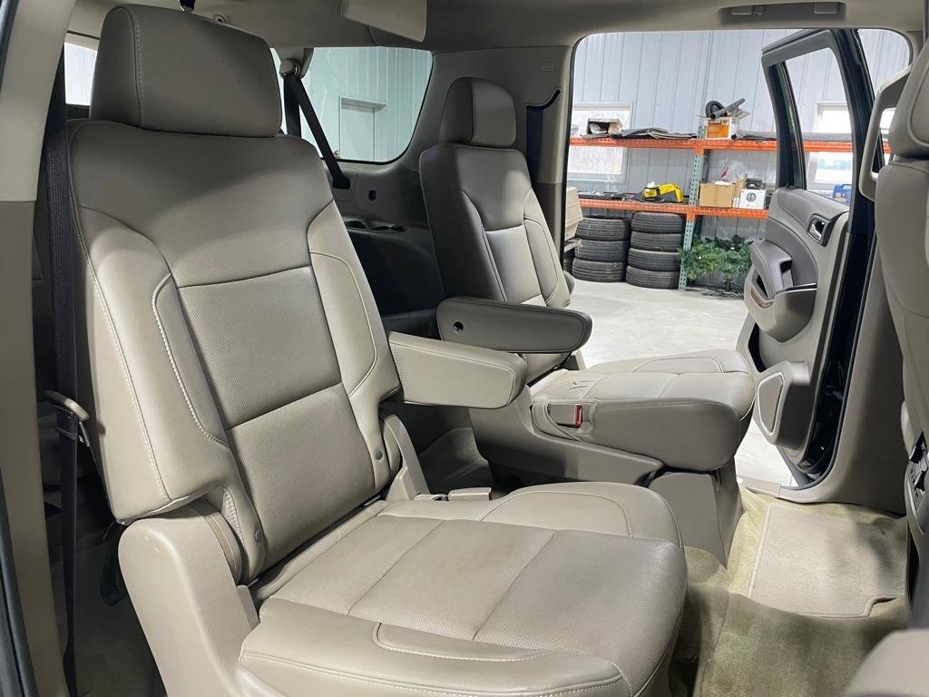 Used 2018 Chevrolet Suburban Premier image 23