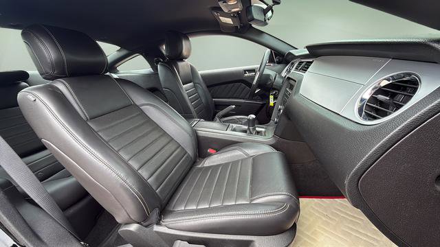 Used 2013 Ford Mustang GT Premium w/ GT Track Pkg RWD image 11