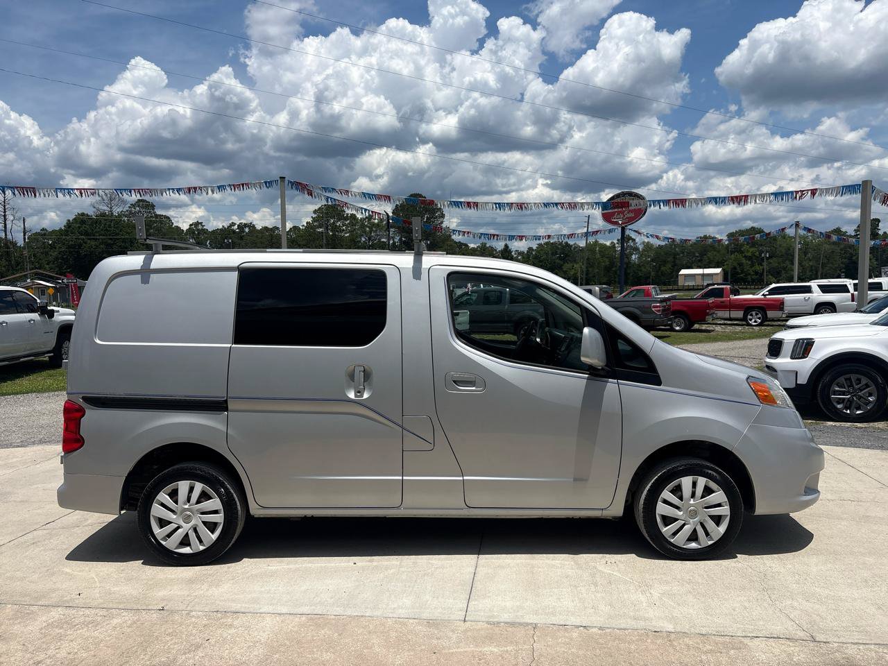 Used 2013 Nissan NV200 SV w/ Technology Pkg FWD image 4