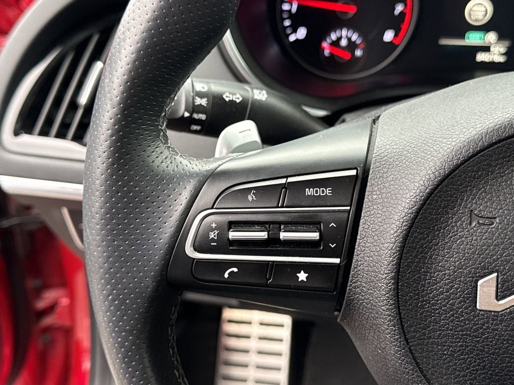 Used 2023 Kia Stinger GT-Line w/ Sun & Sound Package image 20