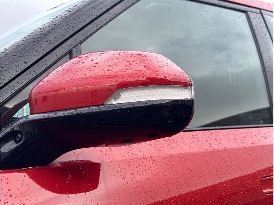 Used 2022 Rivian R1T Adventure image 30