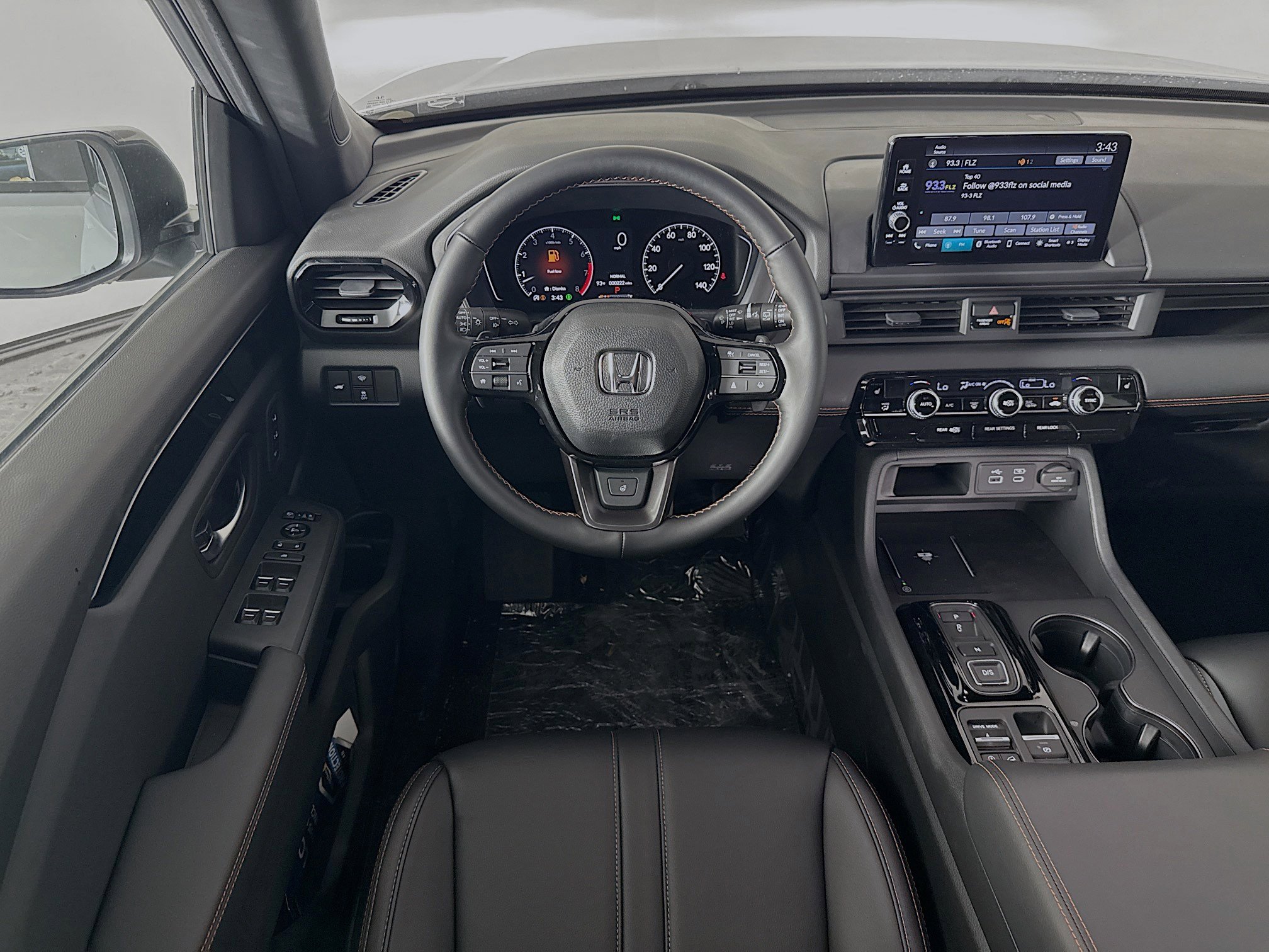 New 2025 Honda Pilot TrailSport image 27