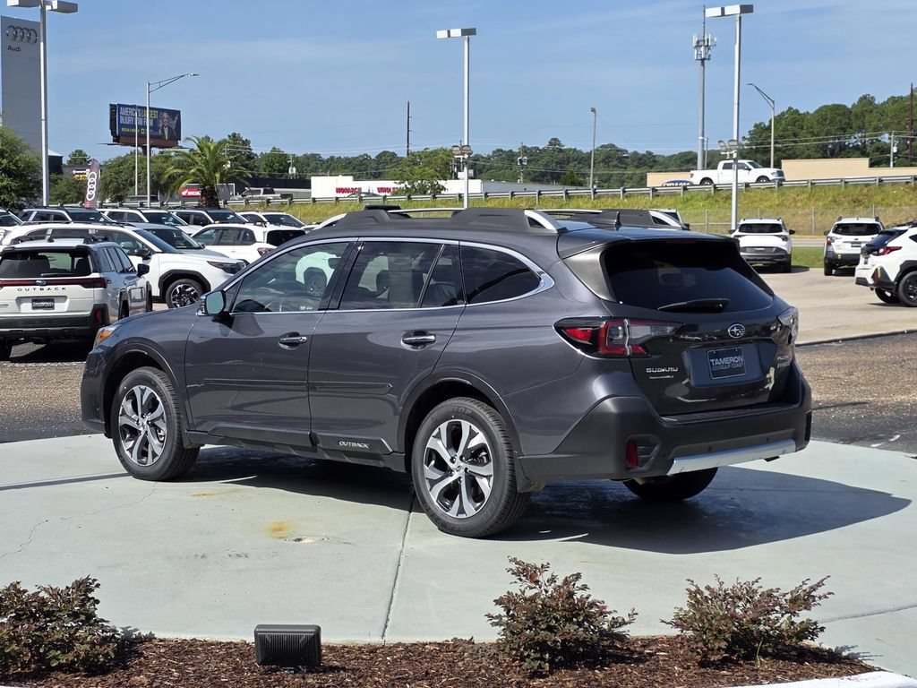 Used 2022 Subaru Outback Touring XT AWD/4WD image 4