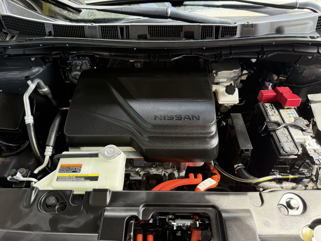 Used 2025 Nissan Leaf S FWD image 37