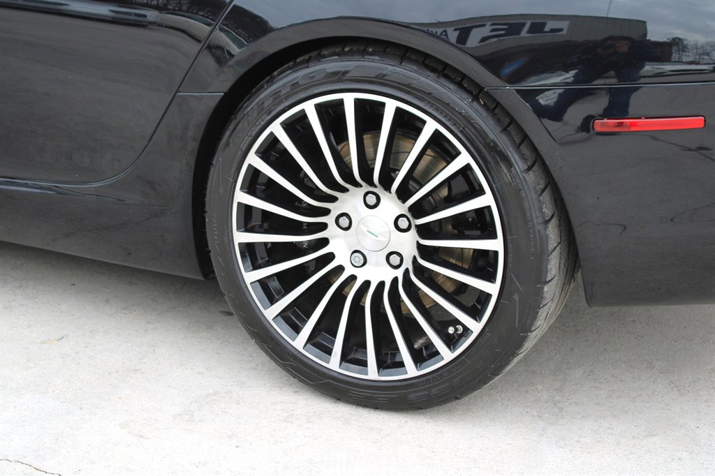 Used 2012 Aston Martin Rapide image 15