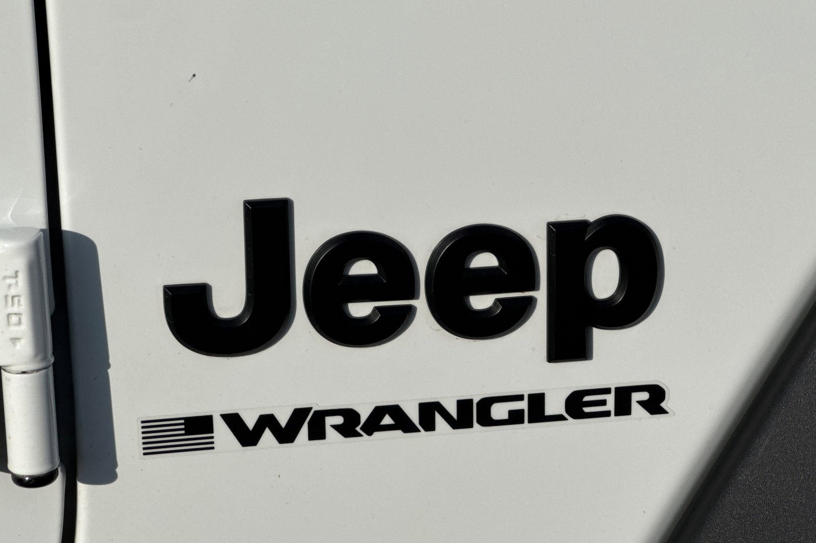 Used 2024 Jeep Wrangler Sport image 25