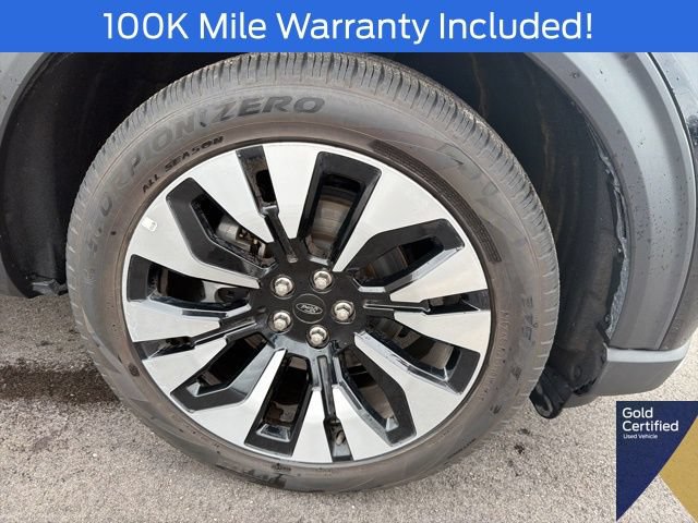 Used 2025 Ford Explorer Platinum w/ LUX Leather Package AWD/4WD image 6