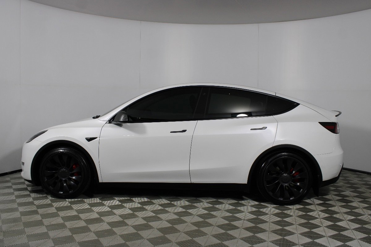Used 2022 Tesla Model Y Performance AWD/4WD image 30