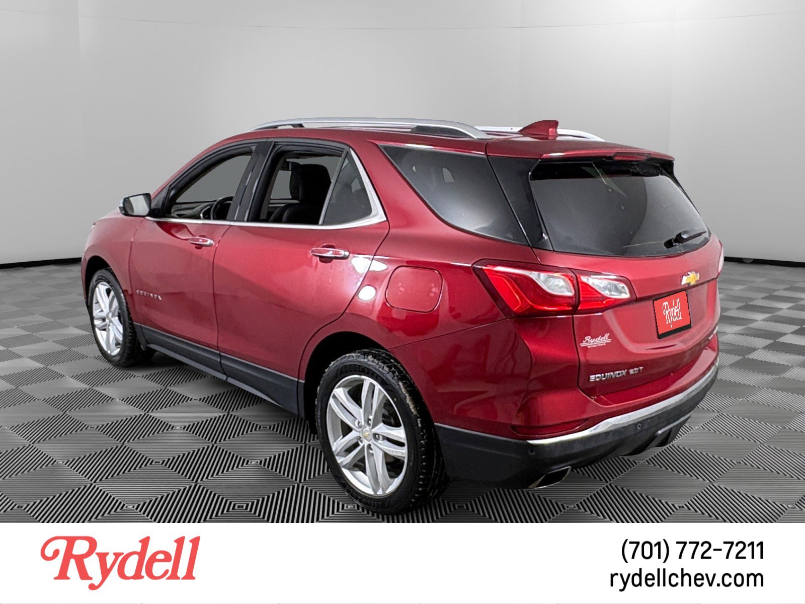 Used 2019 Chevrolet Equinox Premier image 3