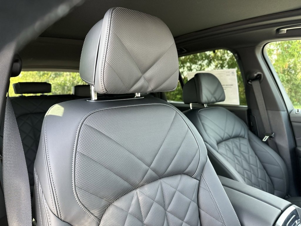 New 2026 BMW X5 M60i image 26