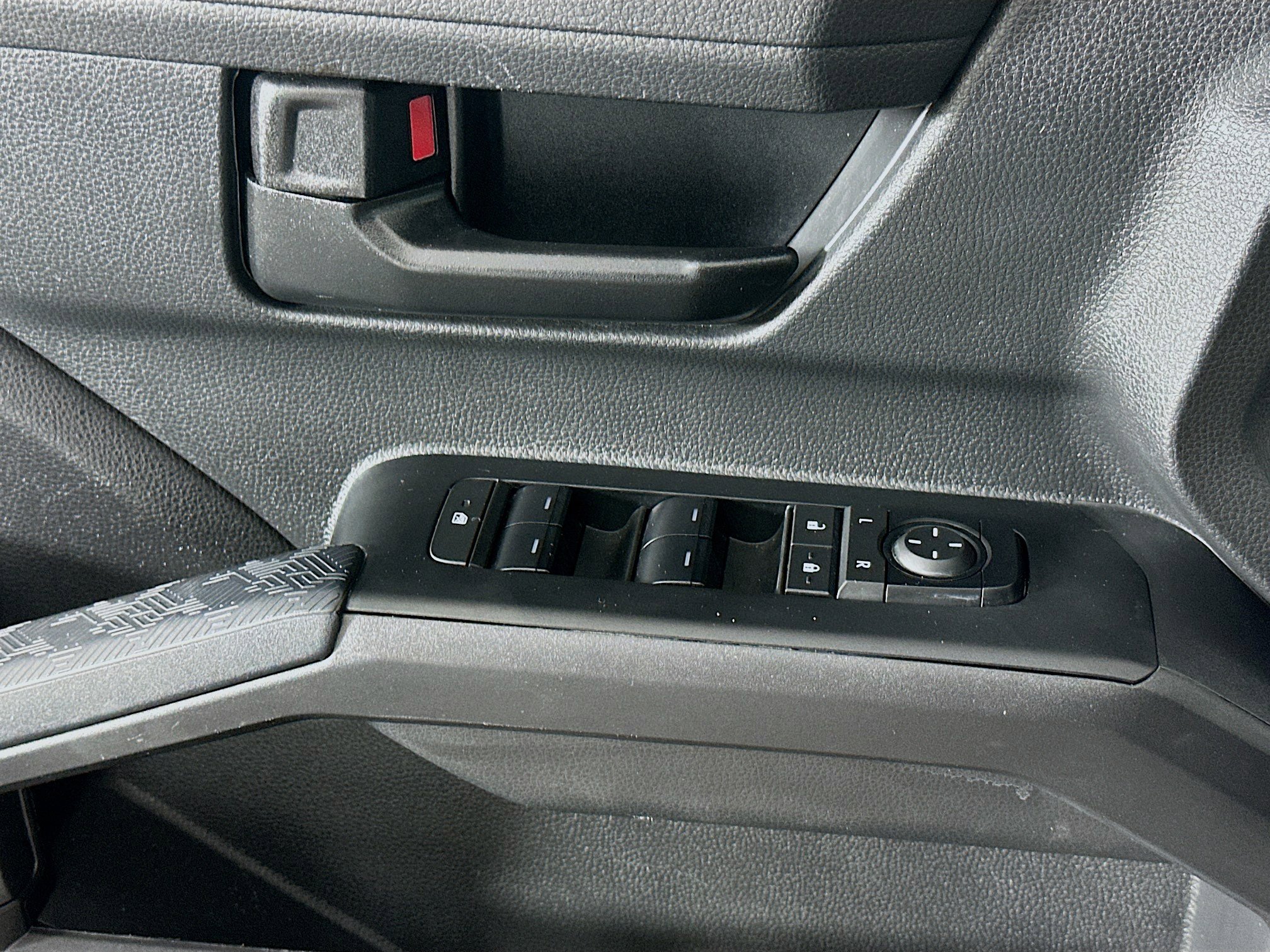 Used 2024 Toyota Tacoma SR5 RWD image 15
