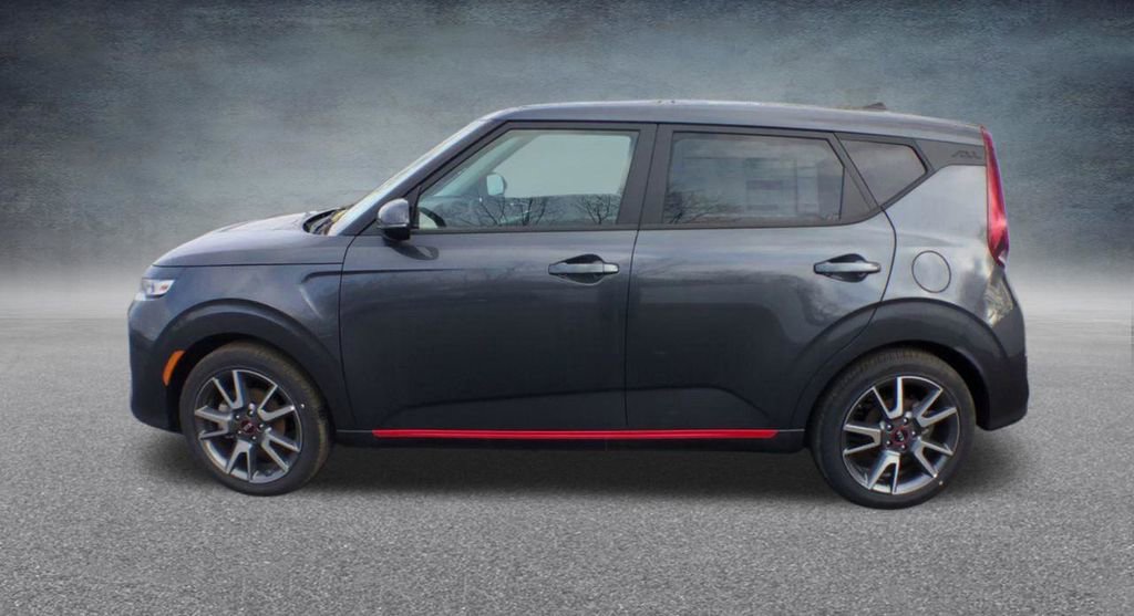 Used 2021 Kia Soul GT-Line FWD image 13