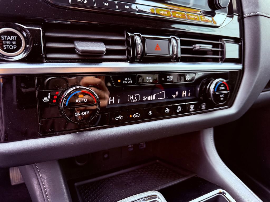 Used 2023 Nissan Pathfinder SL image 21