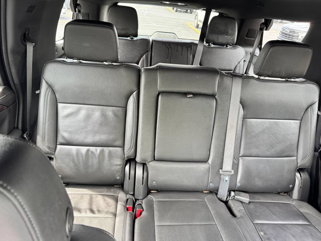 Used 2022 Chevrolet Tahoe LT AWD/4WD image 16