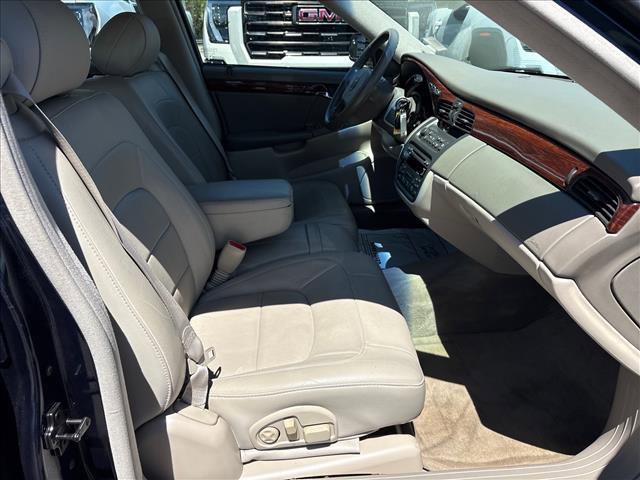 Used 2004 Cadillac De Ville Sedan w/ Equipment Group image 8