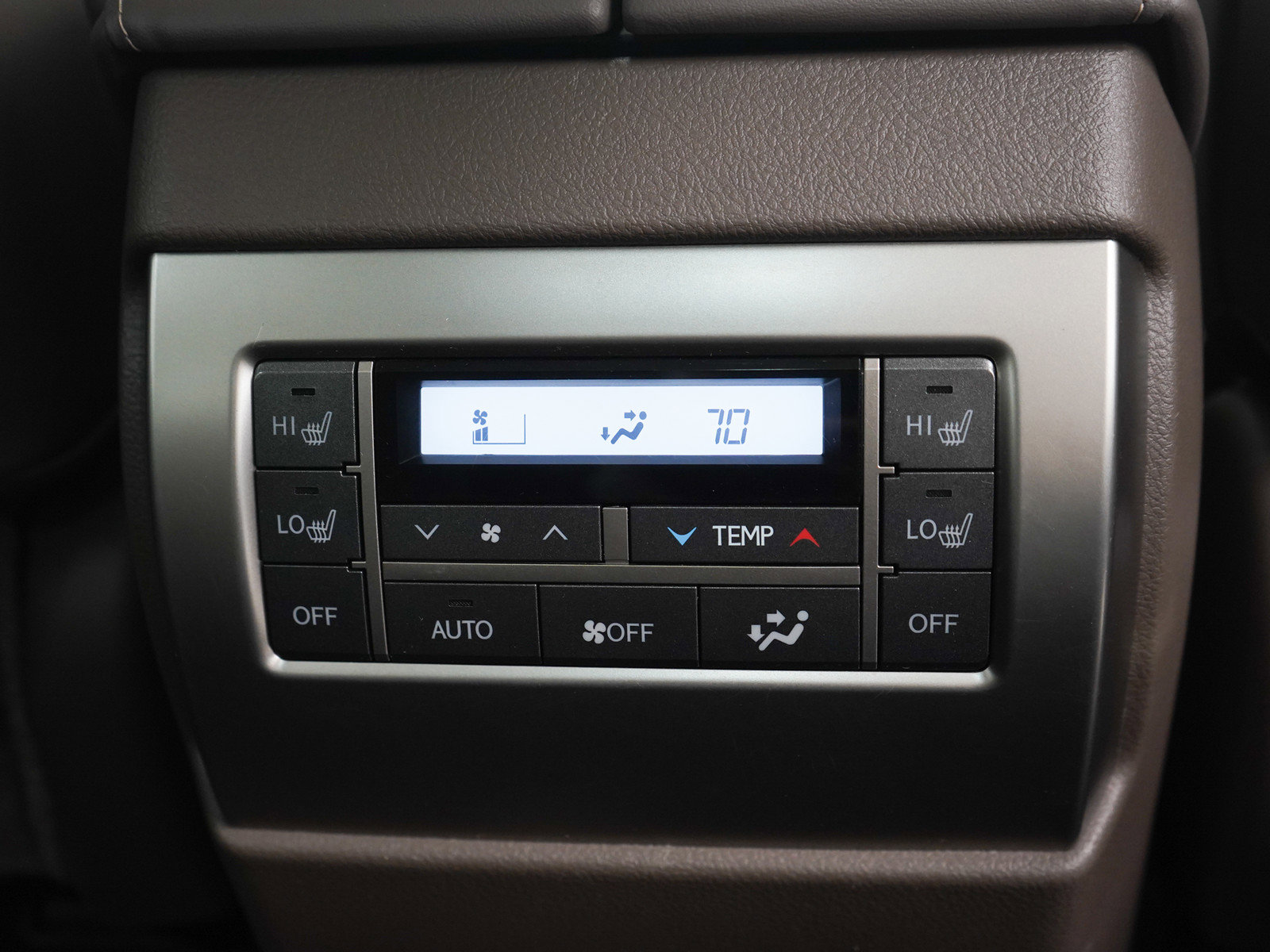 Used 2018 Lexus GX 460 Premium w/ Premium Package image 17