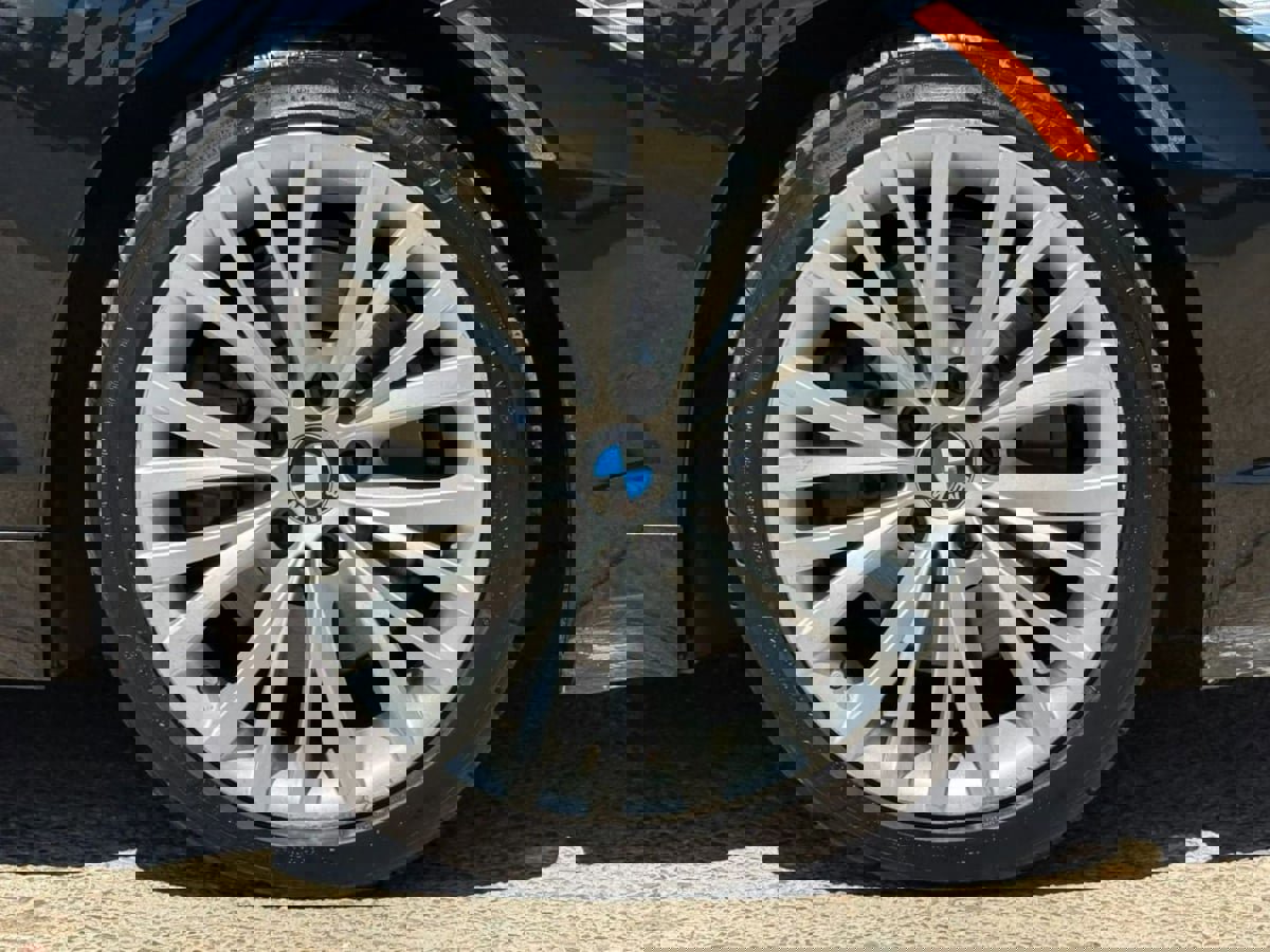 Used 2012 BMW Z4 sDrive35i image 34