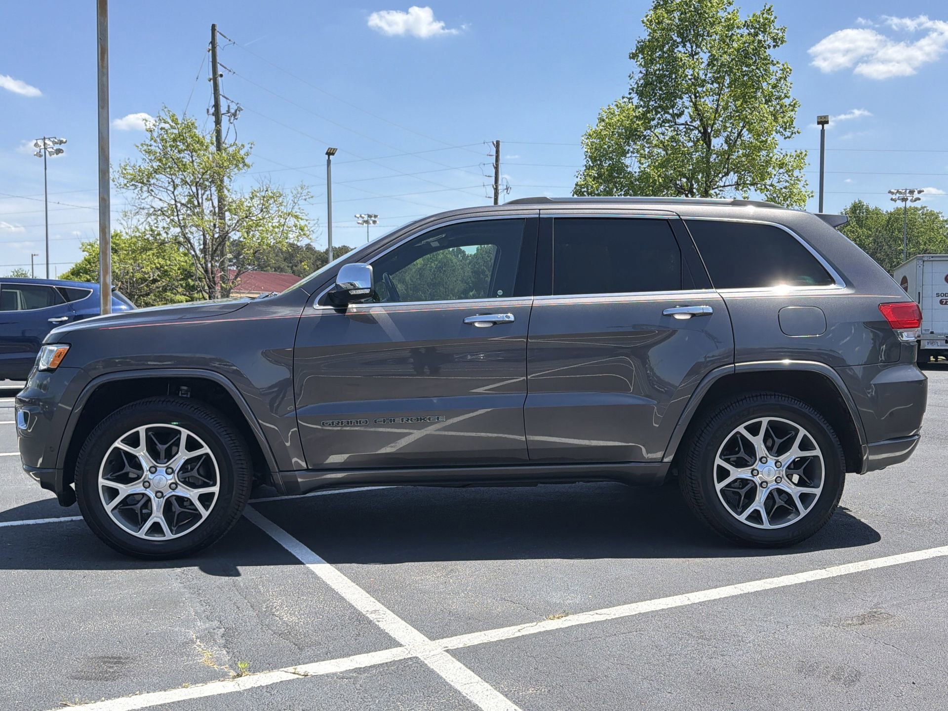 Used 2019 Jeep Grand Cherokee Overland image 21